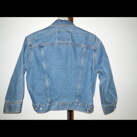Boys LEVIS DENIM BLUE TRUCKER JACKET - Picture 2 of 4
